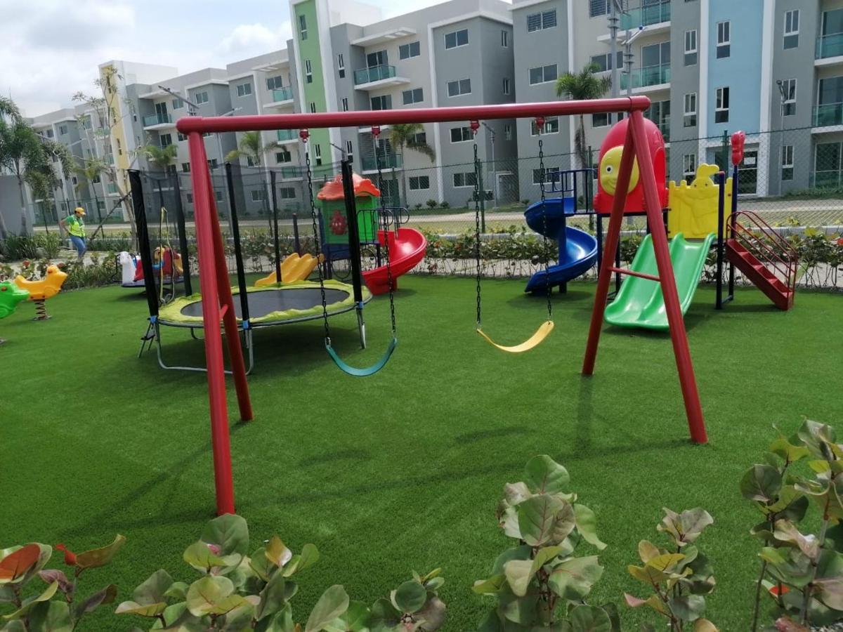 Your Space Piscina, Parque Infantil, 3 Habitaciones , Res Breezes Santiago サンティアゴ・デ・ロス・カバリェロス エクステリア 写真