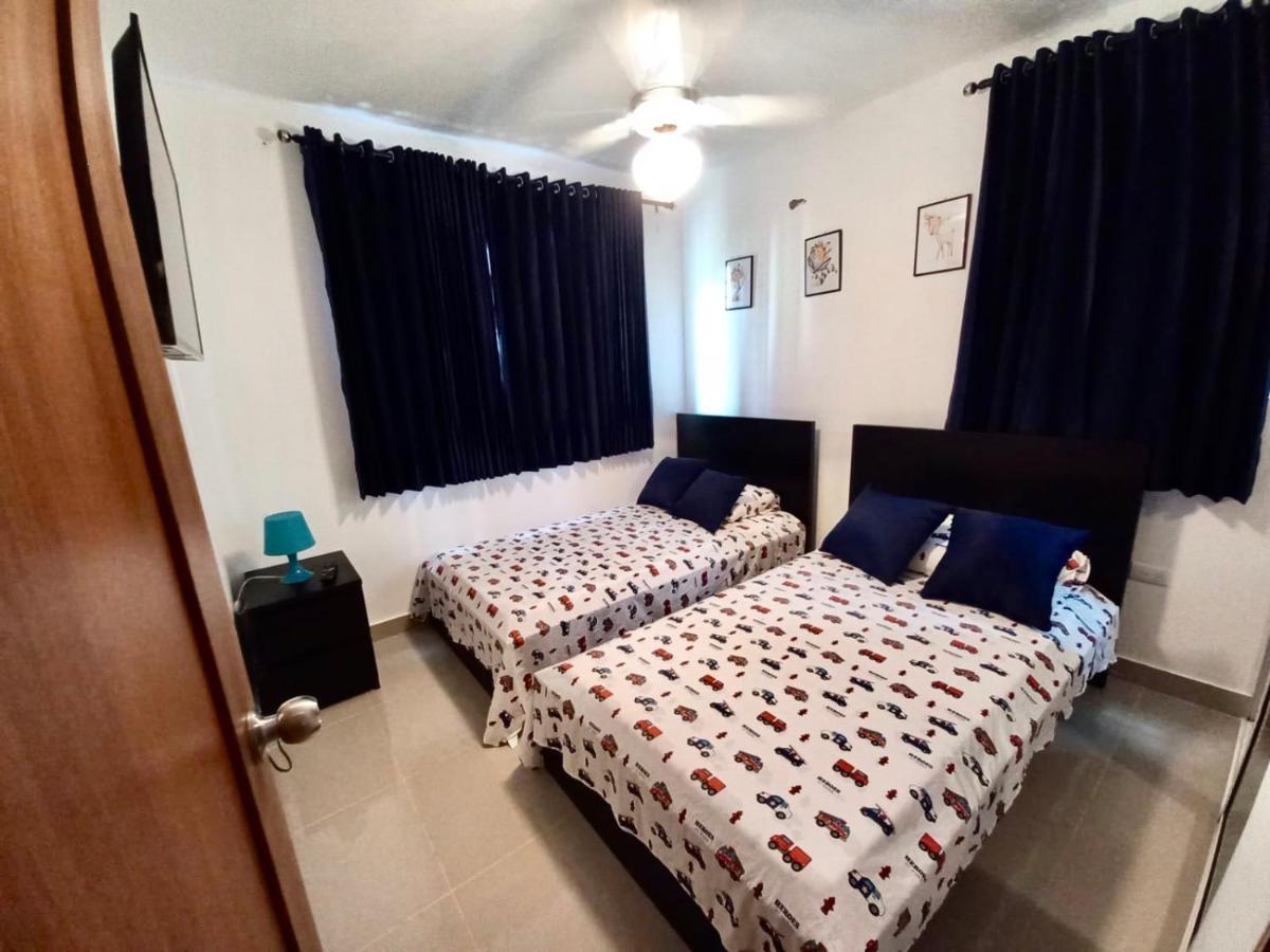 Your Space Piscina, Parque Infantil, 3 Habitaciones , Res Breezes Santiago サンティアゴ・デ・ロス・カバリェロス エクステリア 写真